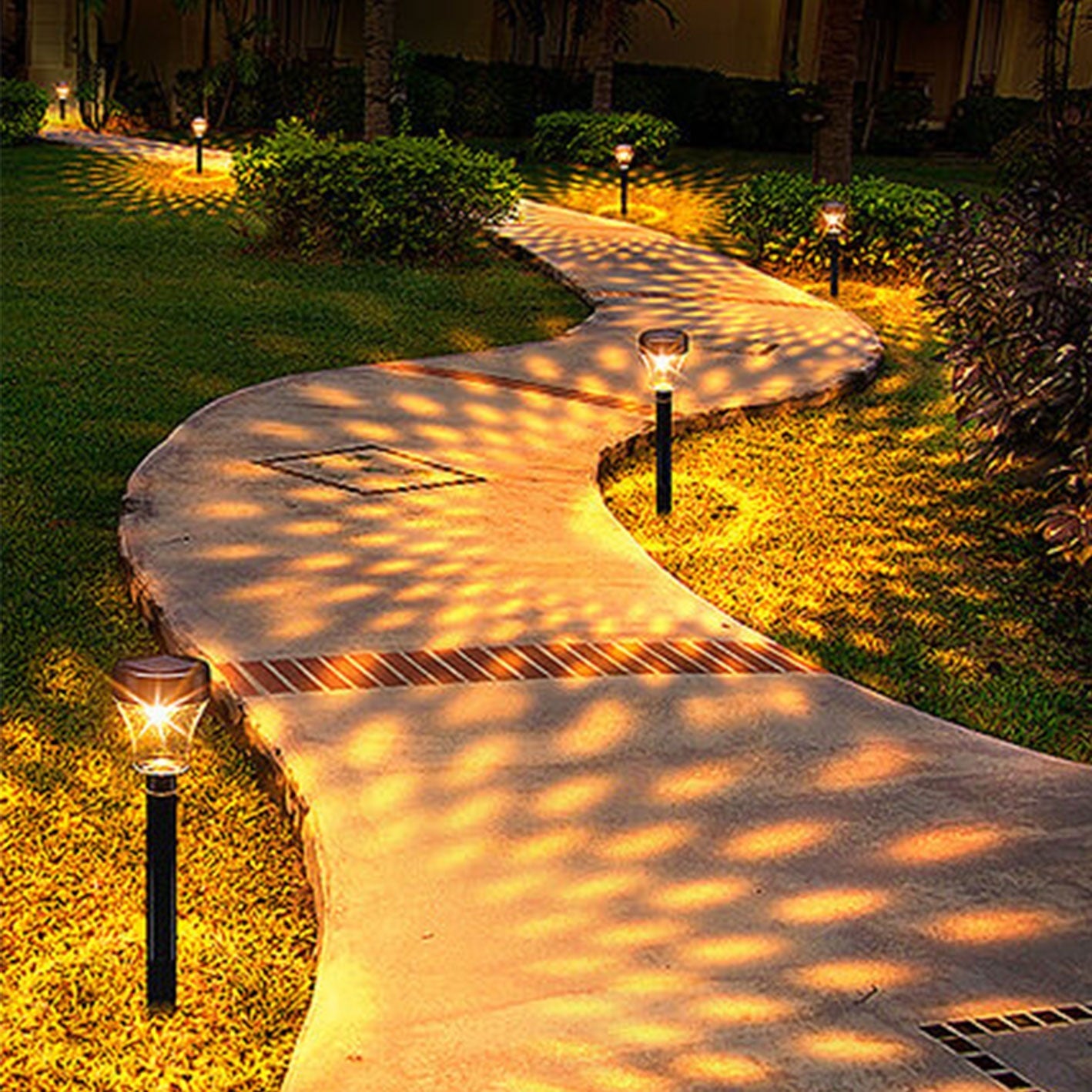 Solar Column Lawn Garden Decorative LED Path Lamp