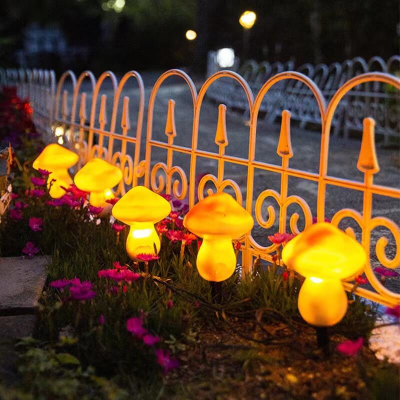 Lampe solaire d'extérieur en résine à LED en forme de champignon pour jardin 