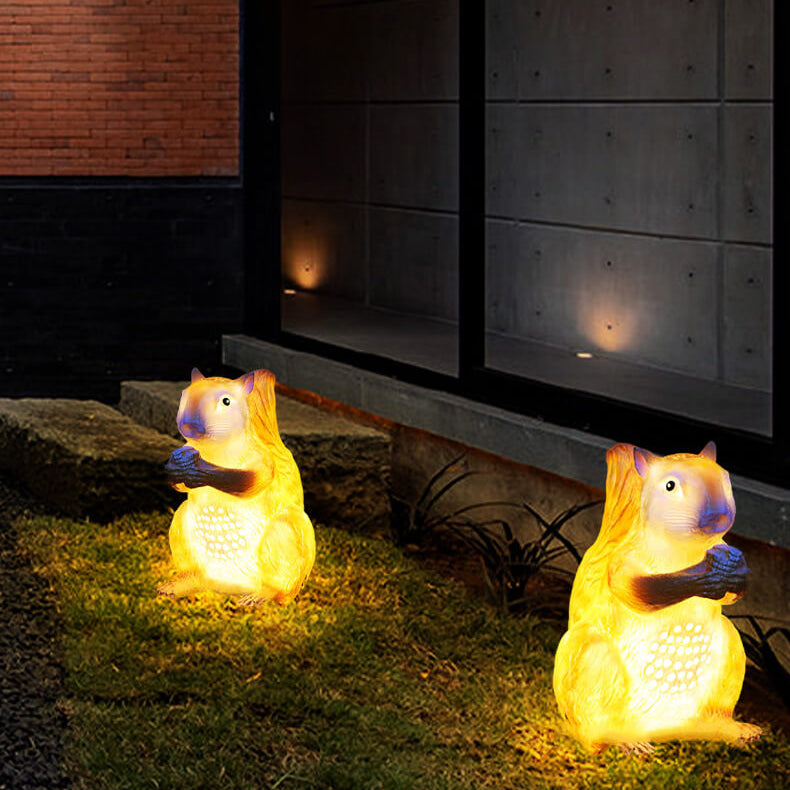 Contemporary Creative Solar Animal Rabbit Squirrel Resin Fiberglass LED Outdoor Landscape Light For Garden