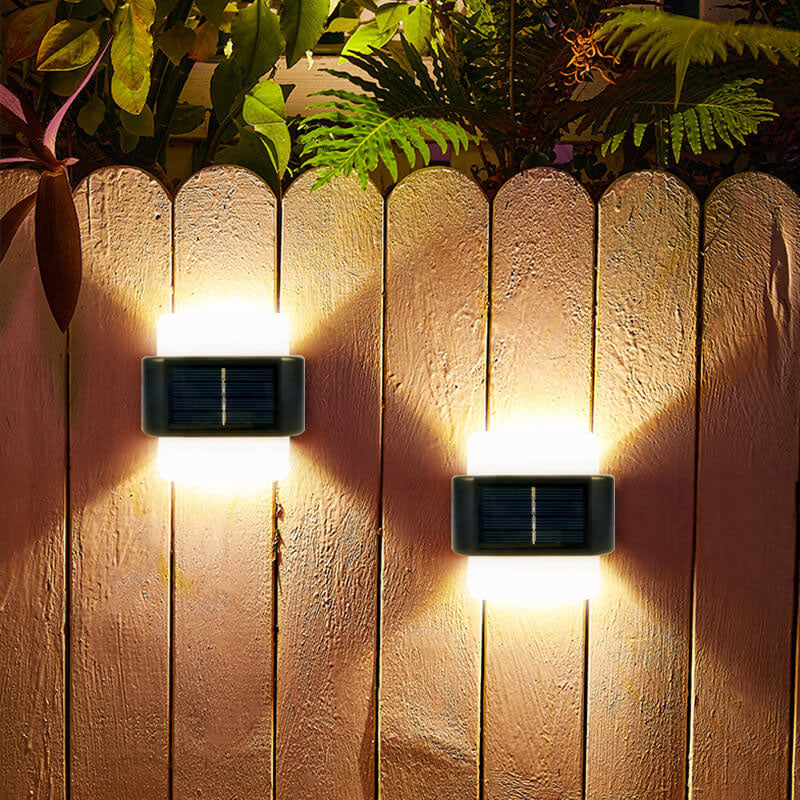 Lámpara de pared de inducción solar impermeable para patio al aire libre moderna 