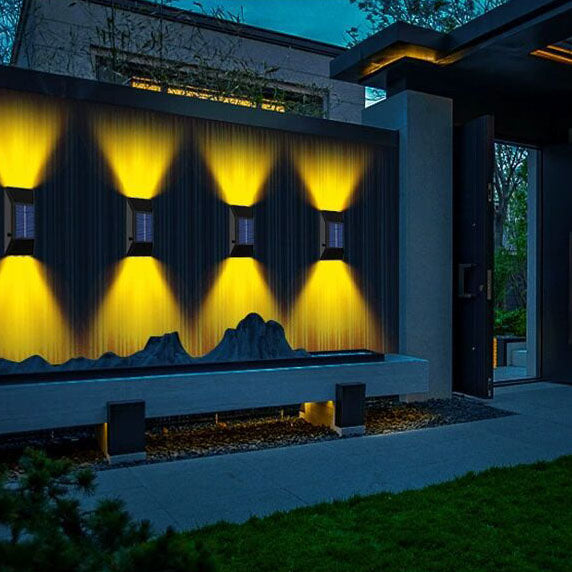 Lámpara de pared LED solar impermeable para exteriores, moderna, de color negro puro 