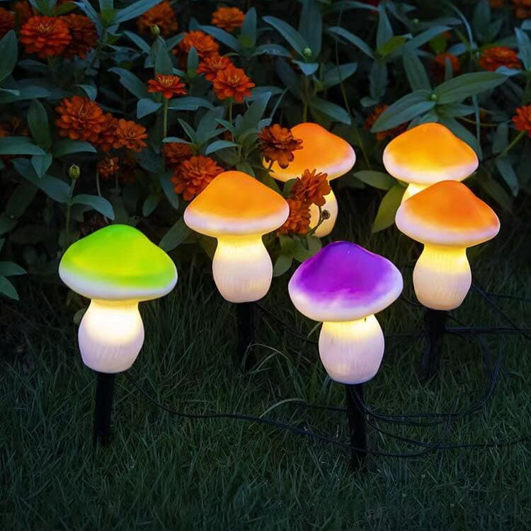 Lampe solaire d'extérieur en résine à LED en forme de champignon pour jardin 