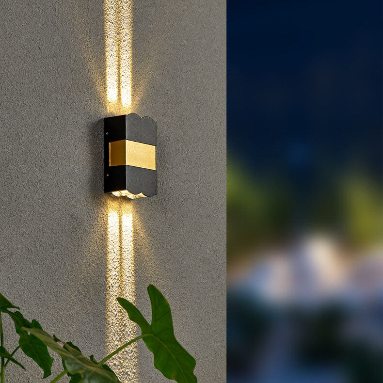 Lámpara de pared para patio exterior, moderna, rectangular, de aluminio y vidrio, con foco LED, resistente al agua 