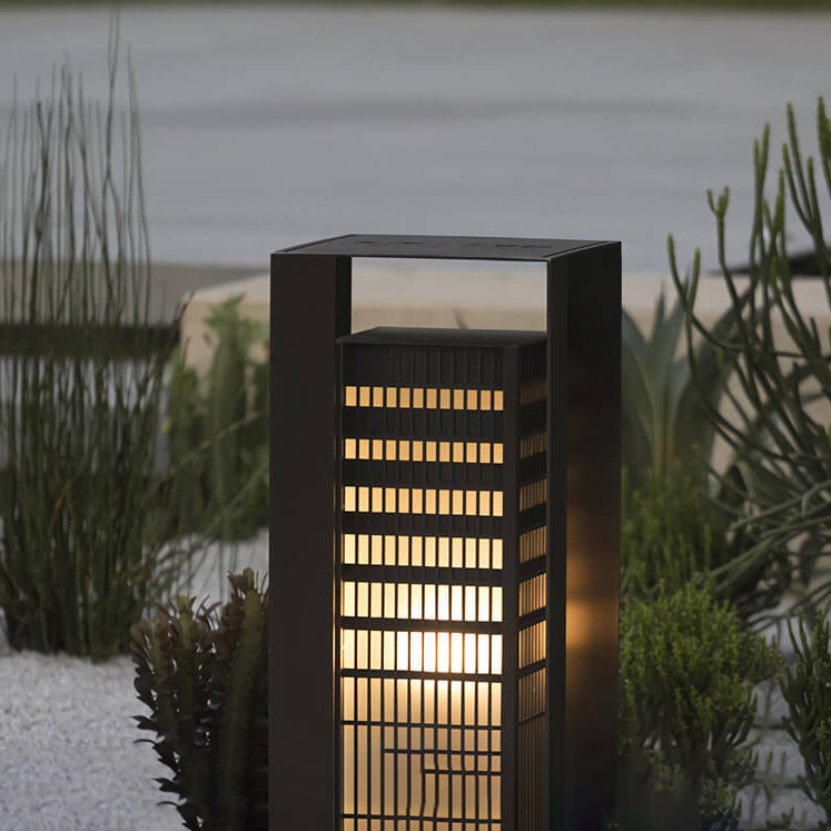 Solar Metal Square Shape Outdoor LED Lawn Patio Floor Lamp