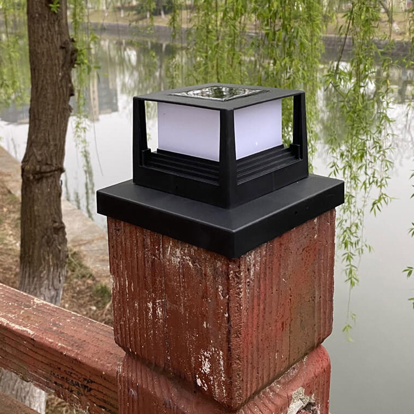 Outdoor Solar Pillar Head Light Square Pillar Head Light Garden Light