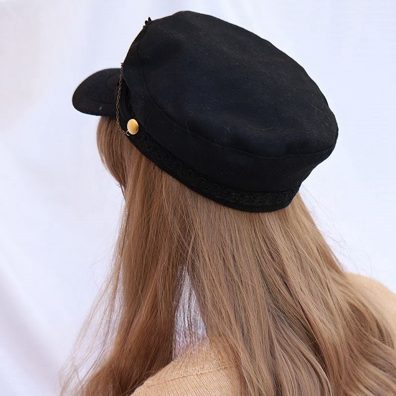 Bérets d'automne et d'hiver Printemps Nouvelle Armée Lolita Lolita Design Minorité Simple Chapeau Noir Femme Printemps