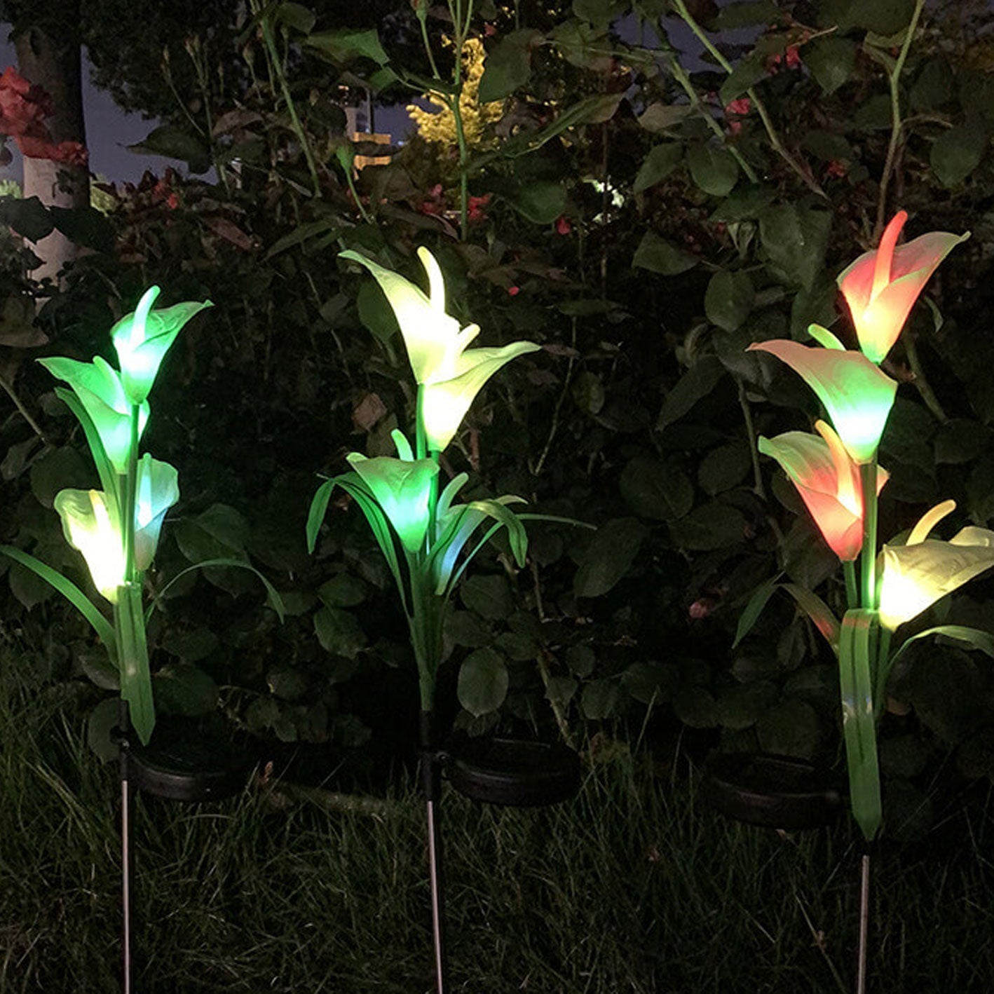 Modern Solar Horseshoe Flower Colorful 4 LED Outdoor Garden Ground Plug Landscape Light