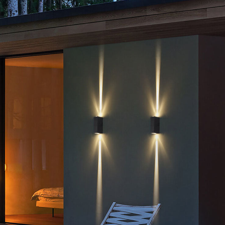 Lámpara de pared LED de doble cabezal para exteriores, moderna, impermeable, con lente de aluminio 