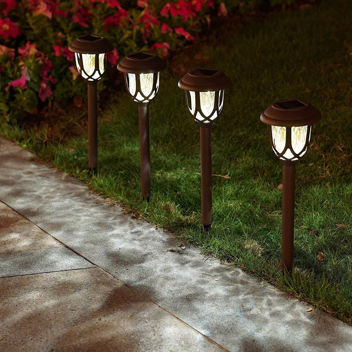 Solar LED Outdoor Patio Lawn Decorative Waterproof Ground Plug Light