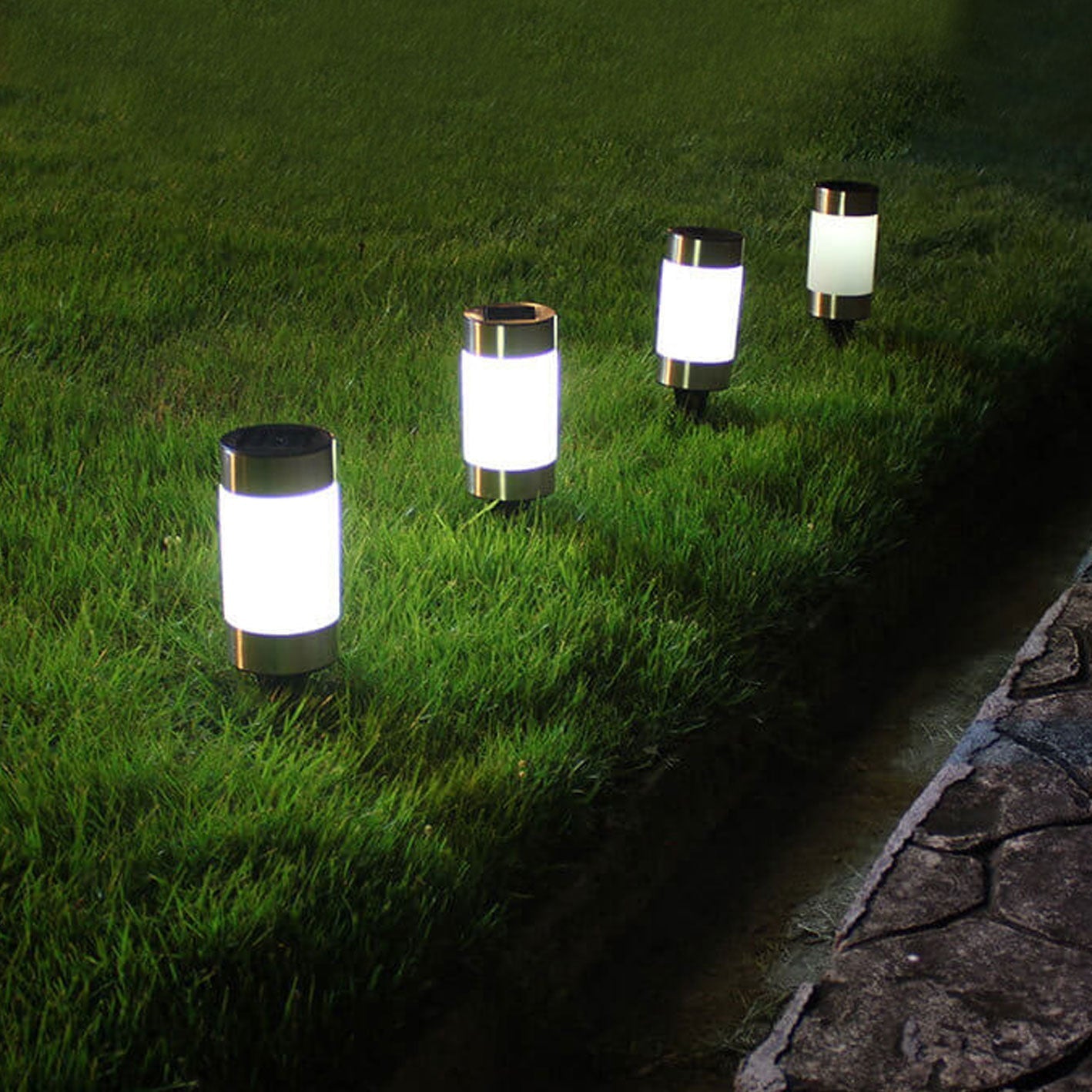 Solar Plastic Cylindrical Design LED Outdoor Lawn Light