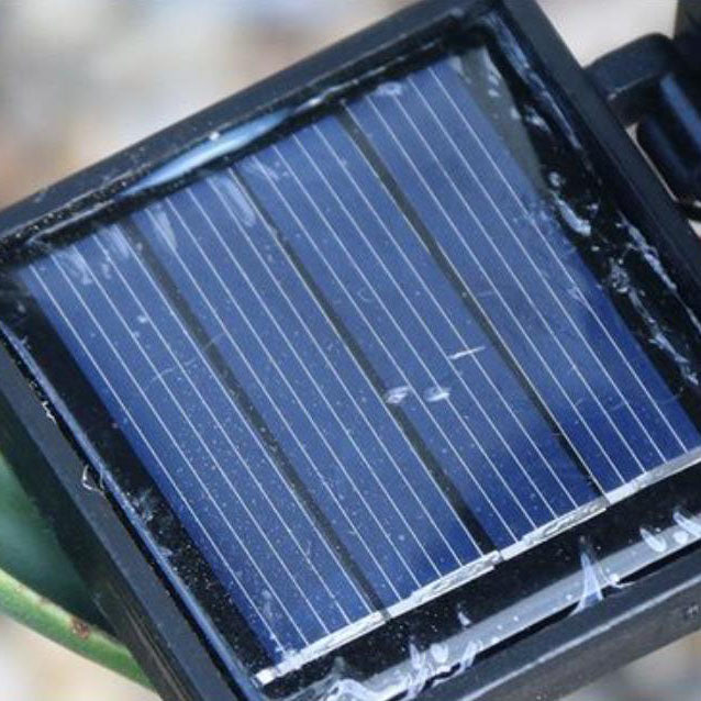 Lámpara LED solar decorativa de resina con forma de águila creativa europea para jardín y césped al aire libre 