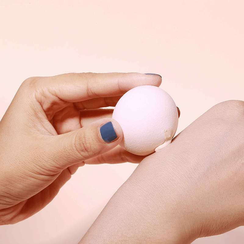 Lot de 3 éponges à maquillage en forme de pêche de couleur rose avec impression de sourire pour une utilisation humide et sèche