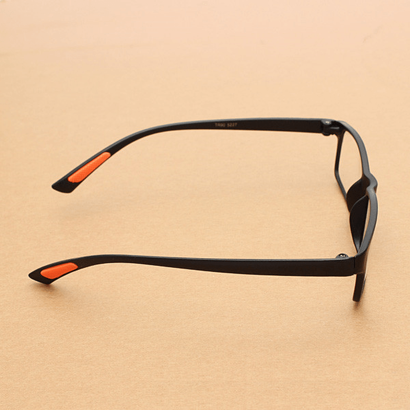 Lunettes de lecture antifatigue en résine légère TR90 noire Force 1 1,5 2 2,5 3 3,5