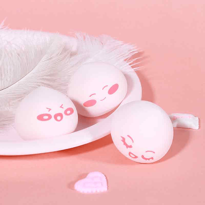 Lot de 3 éponges à maquillage en forme de pêche de couleur rose avec impression de sourire pour une utilisation humide et sèche