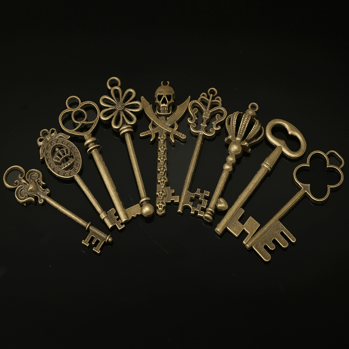 Lot de 130 clés squelettes en laiton bronze antique Vtg ornées, pendentifs fantaisie en forme de cœur, cadeau clé