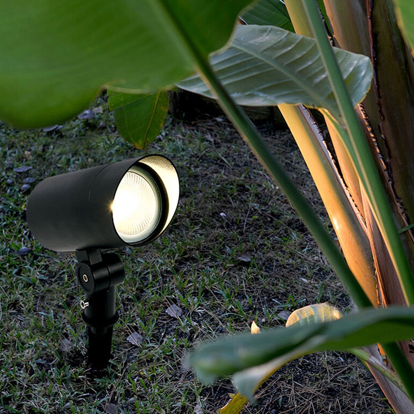 Projecteur LED d'extérieur étanche pour jardin, éclairage de paysage pour pelouse 