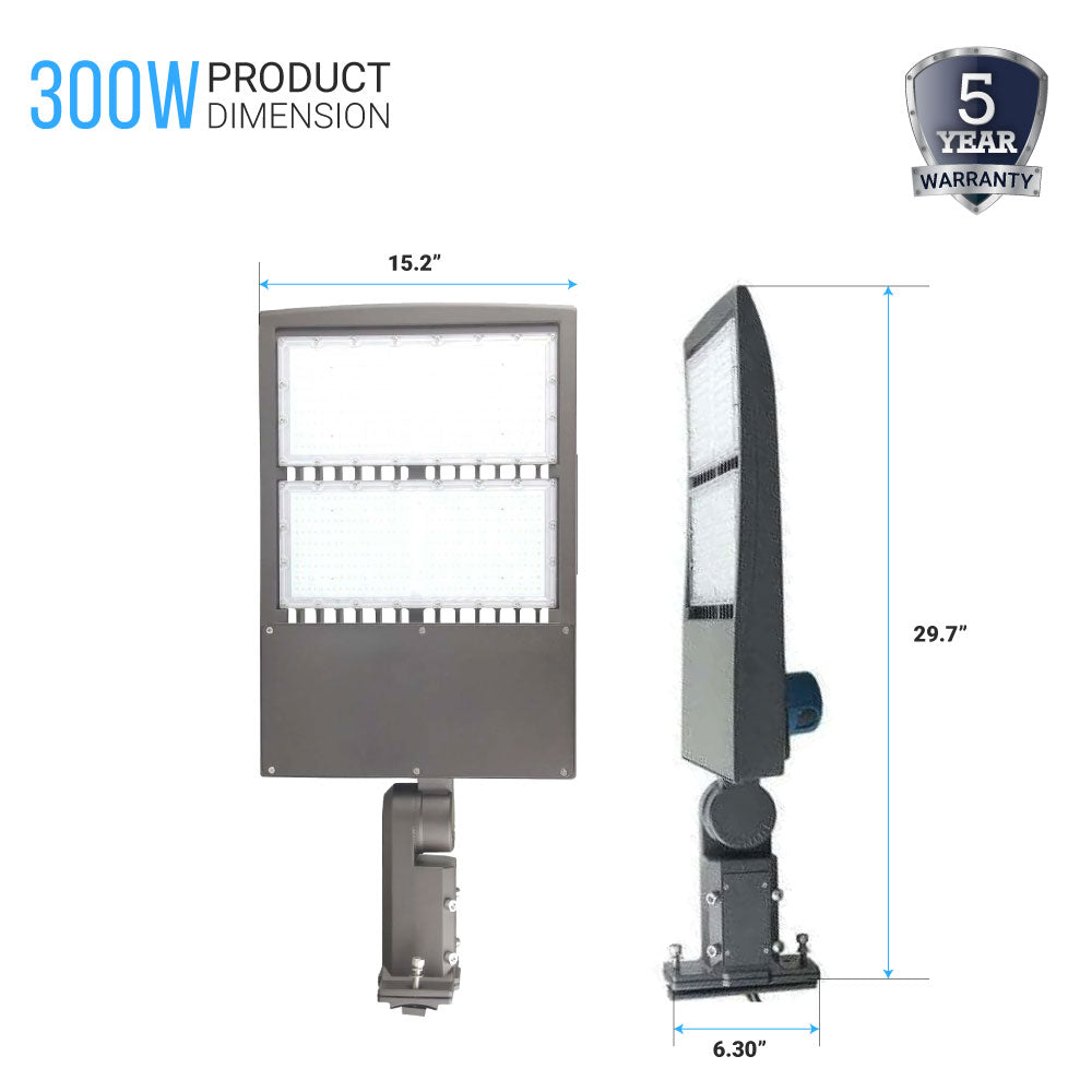 Lampadaire LED 300 W avec cellule photoélectrique du crépuscule à l'aube, 5 700 K, montage universel, gris, étanche IP65, AC 120-277 V, éclairage de parking LED - éclairage public extérieur pour zones commerciales