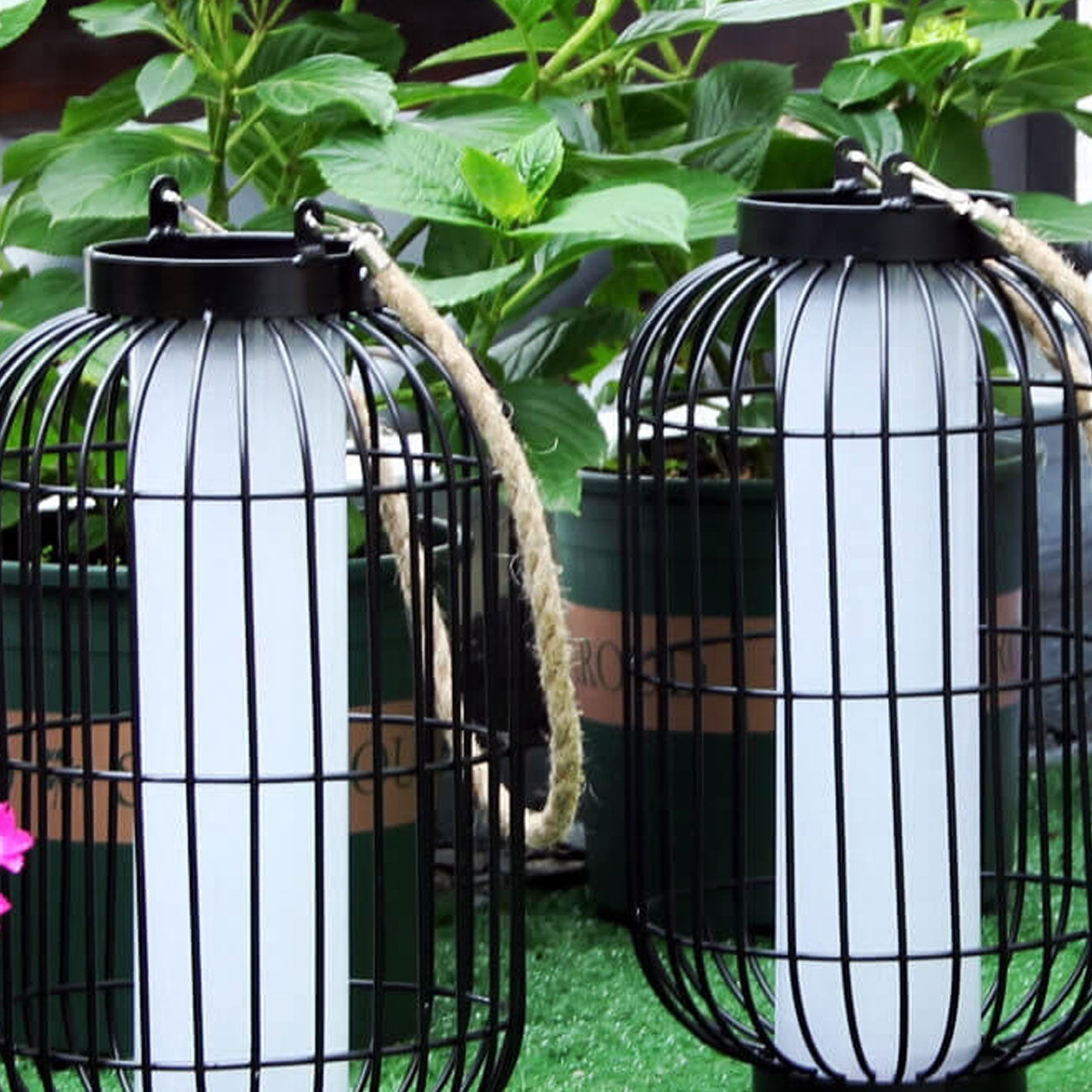 Solar Chinese Striped Lantern Design LED Outdoor Hangable Garden Decorative Light