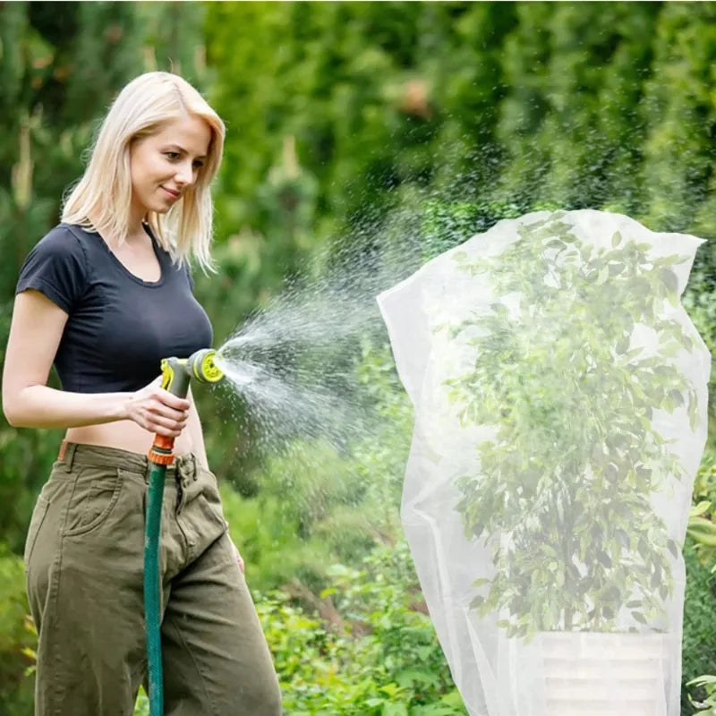 White 60-Mesh Insect Netting for Vegetables, 2 × 5 m or 3 × 10 m