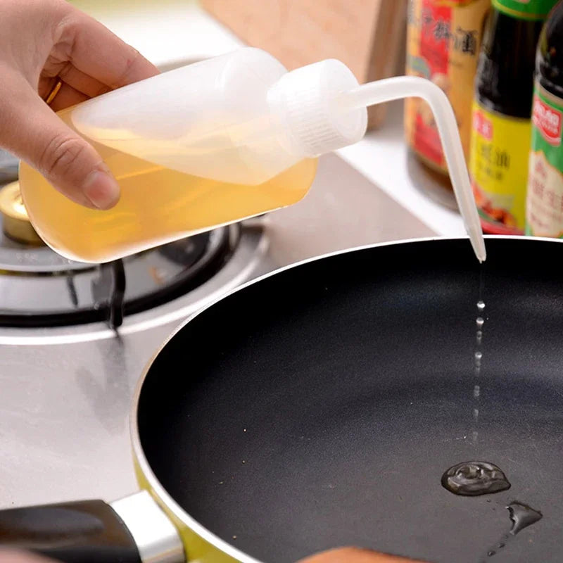 1/2/4Pcs Plants Sprinkler Squeeze Spray Bottles Kettle Watering Can for Flowers  Succulents Kitchen Irrigation Gardening Tools