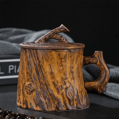 Ceramic Mug with Woodgrain Finish and Insulated Lid – Perfect for Hot Beverages